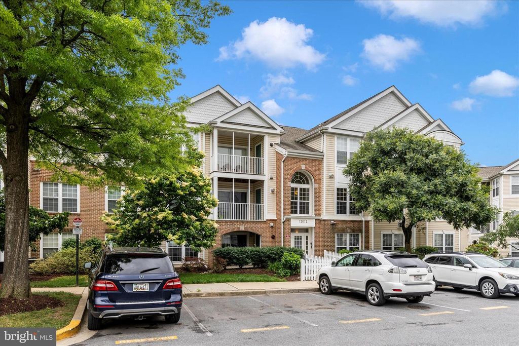 Image 33 of property listing at 12012 AMBER RIDGE CIR #B-103, Germantown, MD 20876