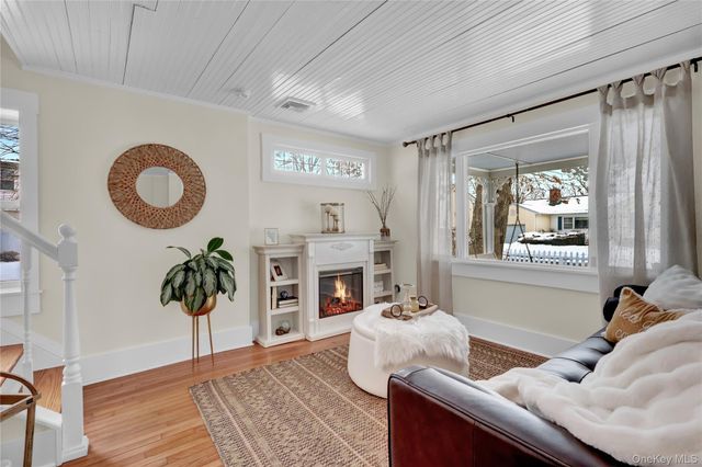 310 6th Avenue, Saint James, NY 11780