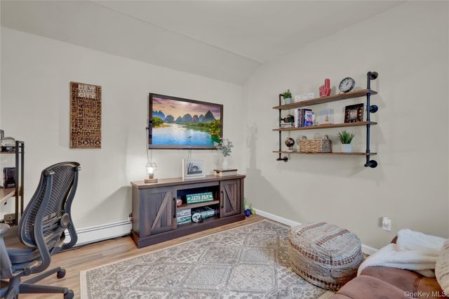 310 6th Avenue, Saint James, NY 11780