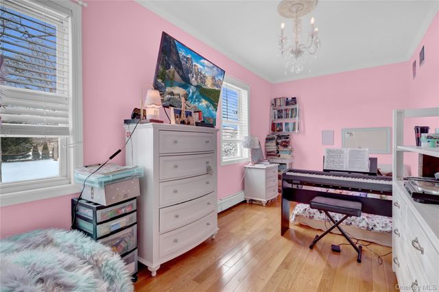 310 6th Avenue, Saint James, NY 11780
