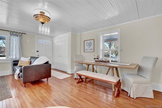 310 6th Avenue, Saint James, NY 11780