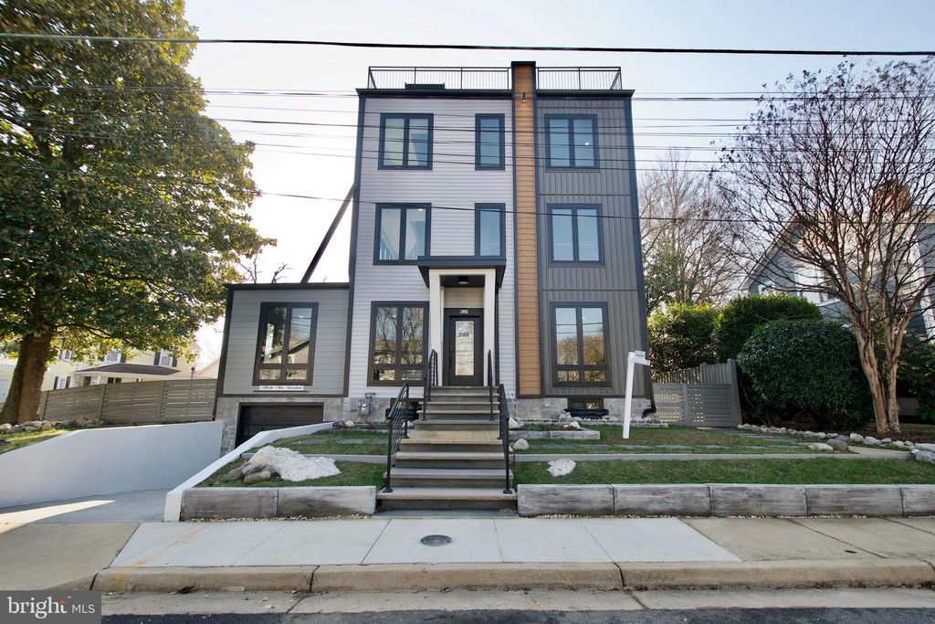 3500 7TH ST N, Arlington, VA 22201