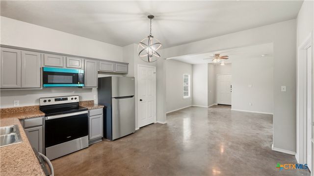 147 Rosedale Avenue, New Braunfels, TX 78130
