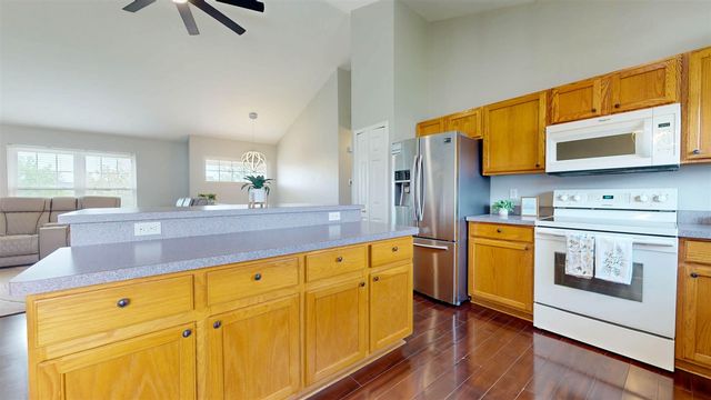 6590 Robindale Drive, Ypsilanti, MI 48197