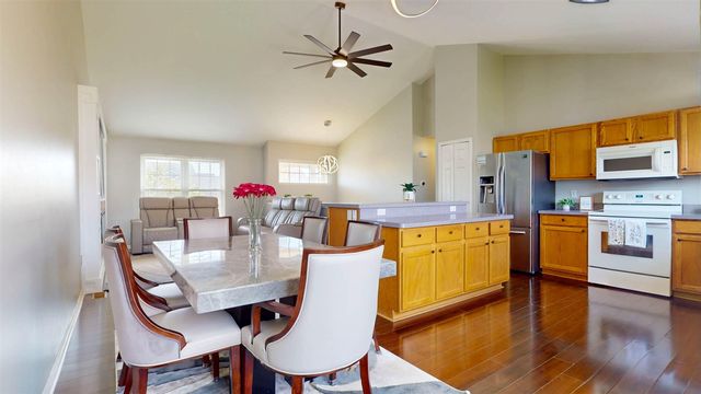 6590 Robindale Drive, Ypsilanti, MI 48197
