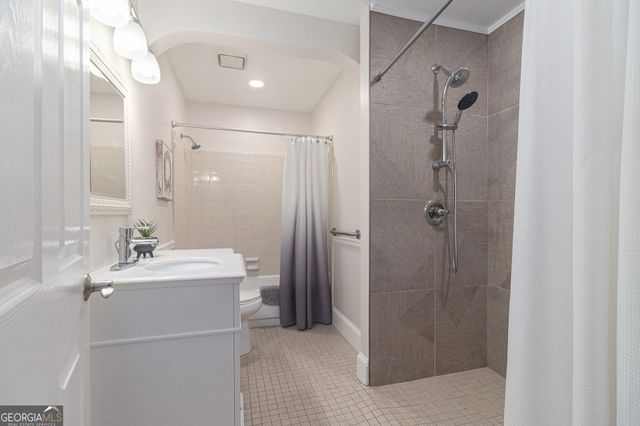 1402 Mclendon Drive, Decatur, GA 30033