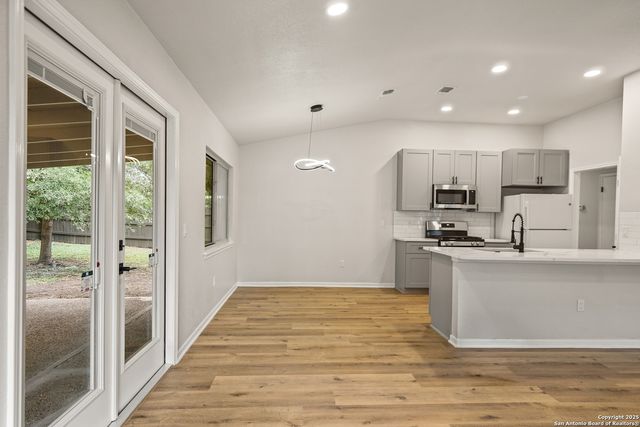 9435 Brushy Point, San Antonio, TX 78250