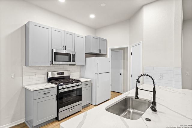 9435 Brushy Point, San Antonio, TX 78250