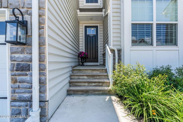 1004 Pheasant Lane 203, Wall, NJ 07727
