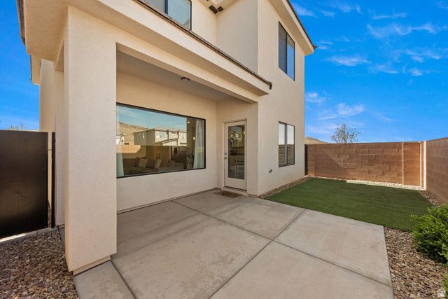 552 S STEWART CV, Washington, UT 84780