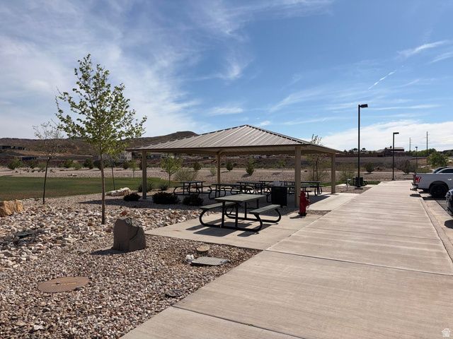 552 S STEWART CV, Washington, UT 84780