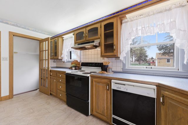 101 S Tyler Rd, Wichita, KS 67209