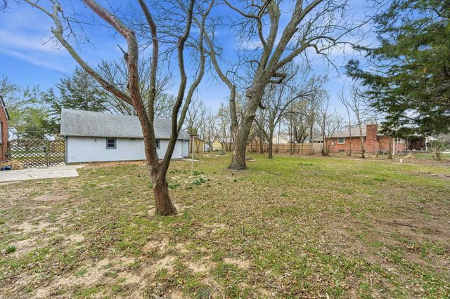 101 S Tyler Rd, Wichita, KS 67209