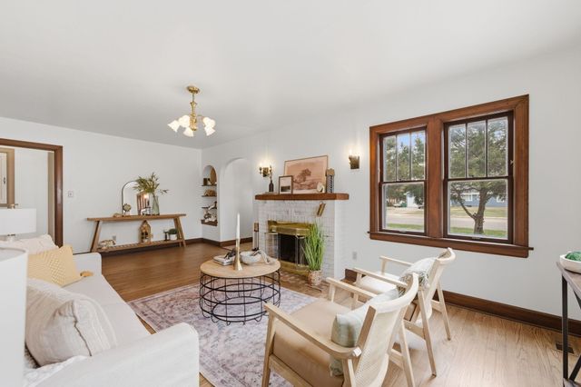 101 S Tyler Rd, Wichita, KS 67209