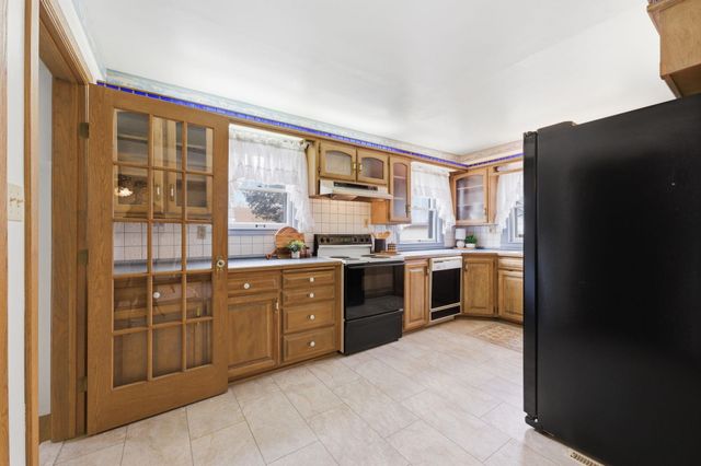 101 S Tyler Rd, Wichita, KS 67209