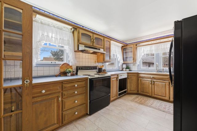 101 S Tyler Rd, Wichita, KS 67209