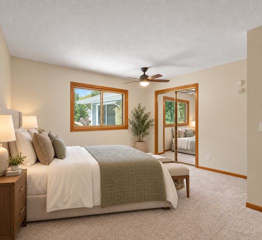 5710 Turtle Lake Road, Shoreview, MN 55126