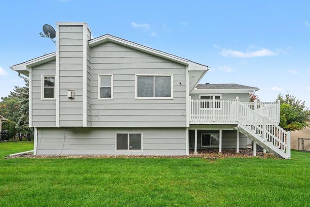 5710 Turtle Lake Road, Shoreview, MN 55126