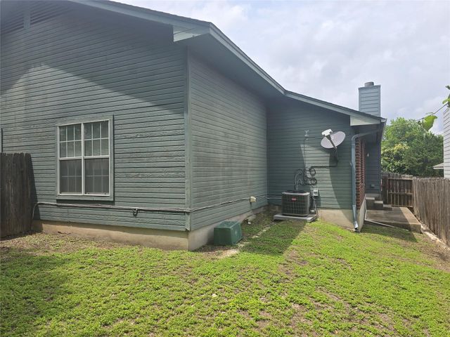 1915 Alex Ave B, Austin, TX 78728