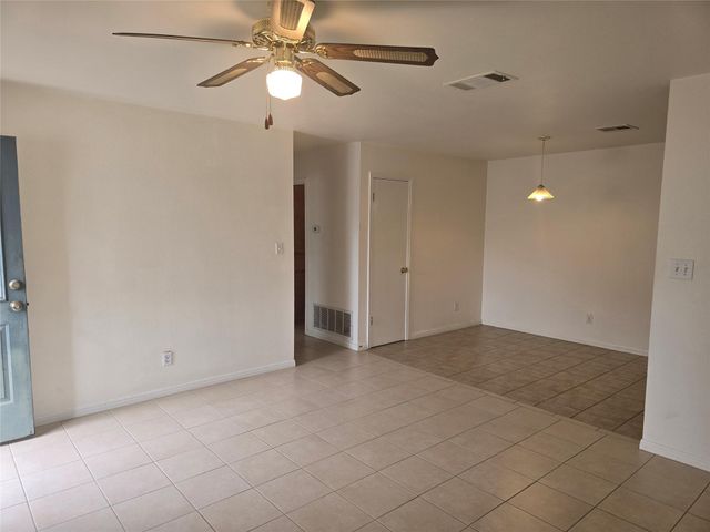 1915 Alex Ave B, Austin, TX 78728