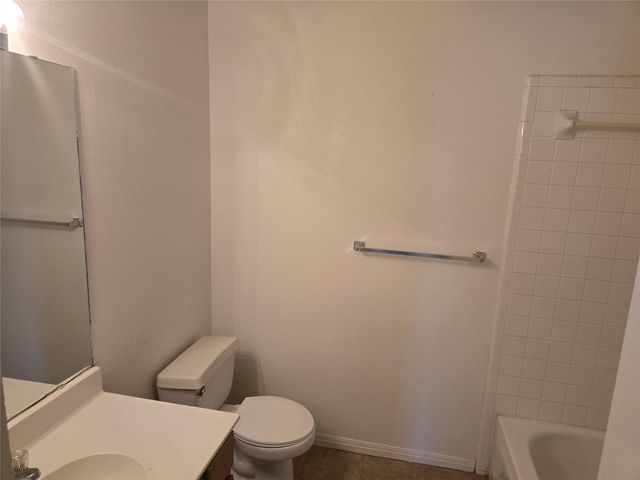 1915 Alex Ave B, Austin, TX 78728
