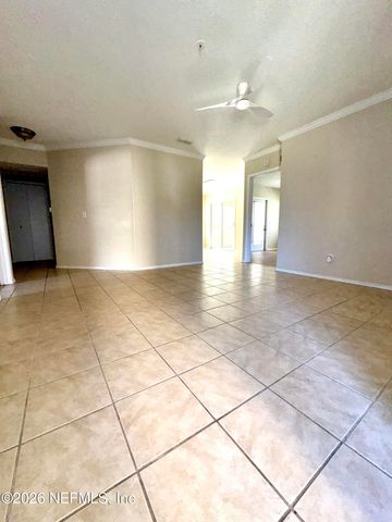 1701 THE GREENS Way 913, Jacksonville Beach, FL 32250