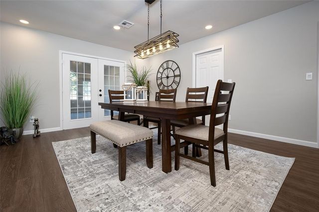1800 N Oaklawn Avenue, Oklahoma City, OK 73121