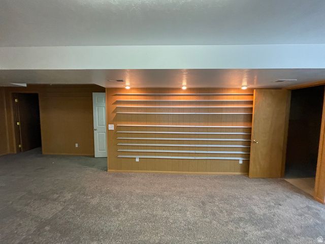 6407 S EVEREST DR, Taylorsville, UT 84129