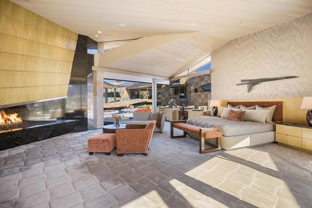 706 Summit Cove, Palm Desert, CA 92260