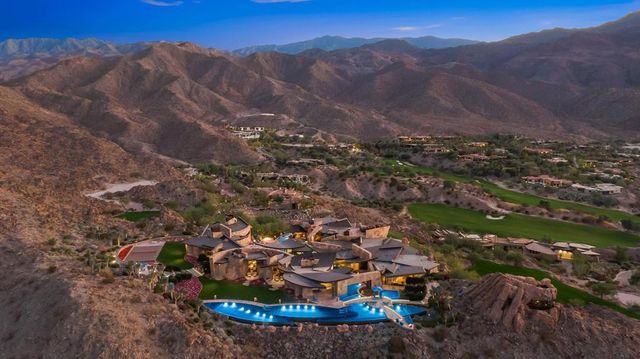 706 Summit Cove, Palm Desert, CA 92260