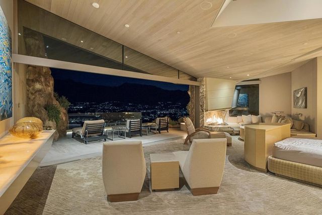 706 Summit Cove, Palm Desert, CA 92260