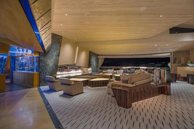 706 Summit Cove, Palm Desert, CA 92260