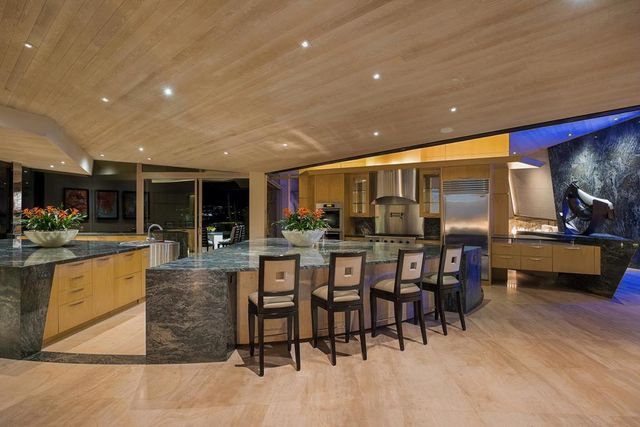 706 Summit Cove, Palm Desert, CA 92260