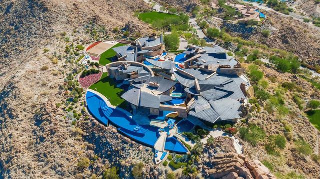 706 Summit Cove, Palm Desert, CA 92260