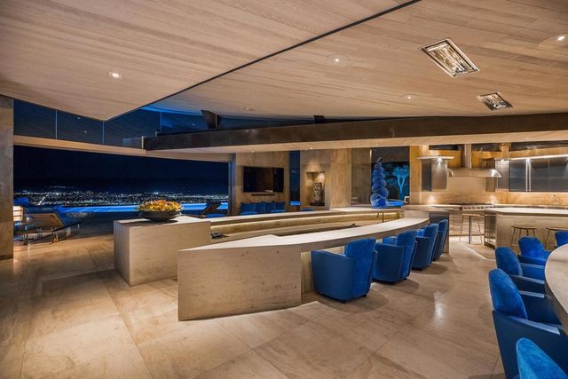 706 Summit Cove, Palm Desert, CA 92260