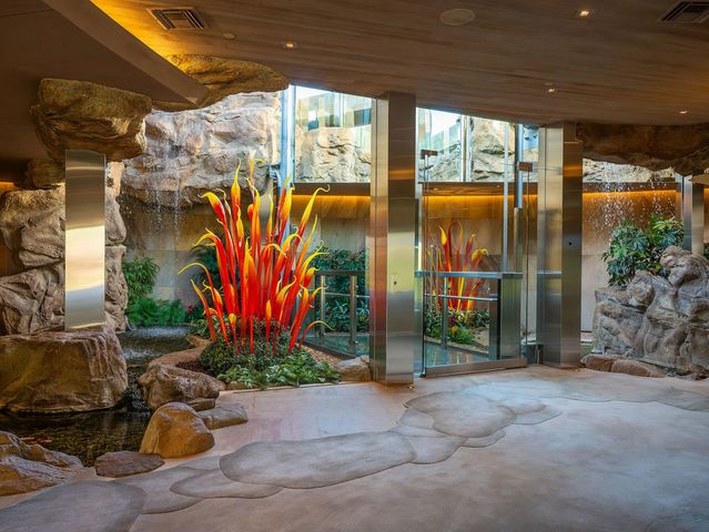 706 Summit Cove, Palm Desert, CA 92260