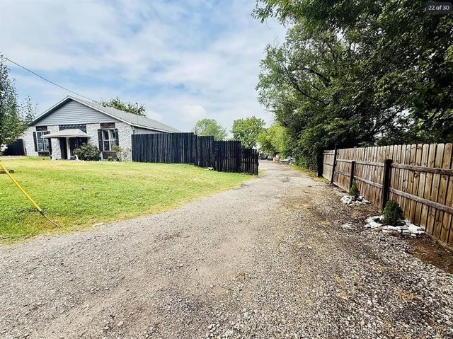 5219 E Latimer Street, Tulsa, OK 74115