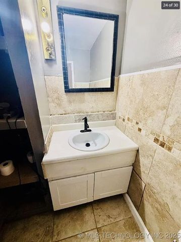 5219 E Latimer Street, Tulsa, OK 74115