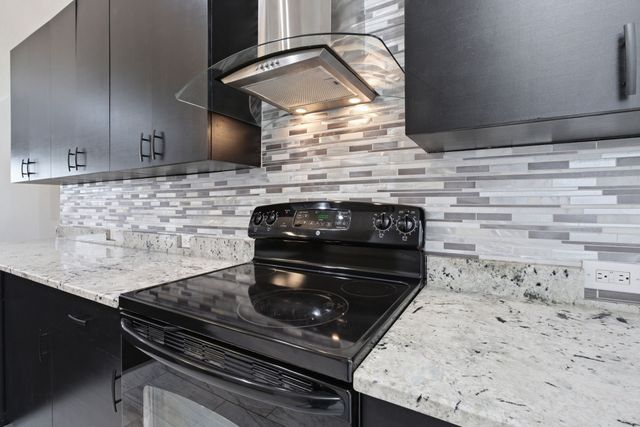 4018 Hillhaven Drive, Heartland, TX 75126