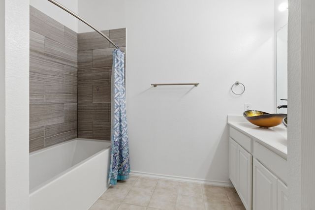 4018 Hillhaven Drive, Heartland, TX 75126