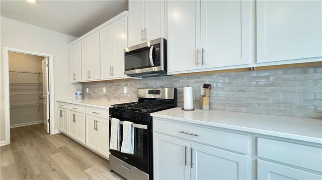 1498 High Falls Lane, Grayson, GA 30017