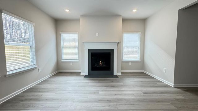 1498 High Falls Lane, Grayson, GA 30017