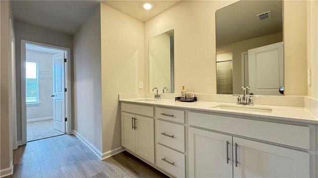 1498 High Falls Lane, Grayson, GA 30017