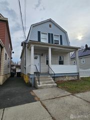 305 Meredith Street, Perth Amboy, NJ 08861