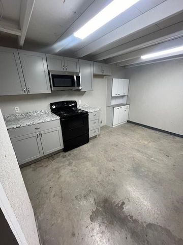 4126 County Road 4111, Campbell, TX 75422
