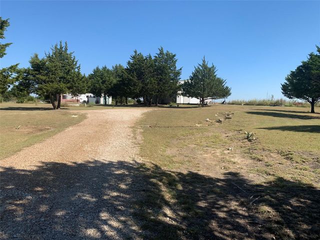 4126 County Road 4111, Campbell, TX 75422