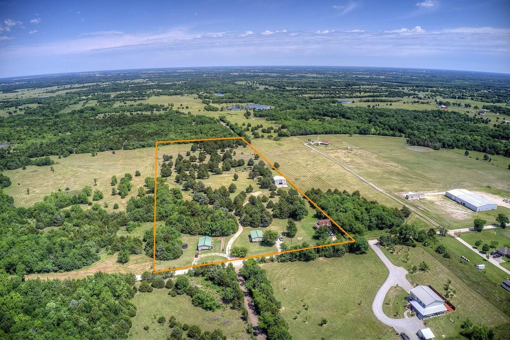 4126 County Road 4111, Campbell, TX 75422