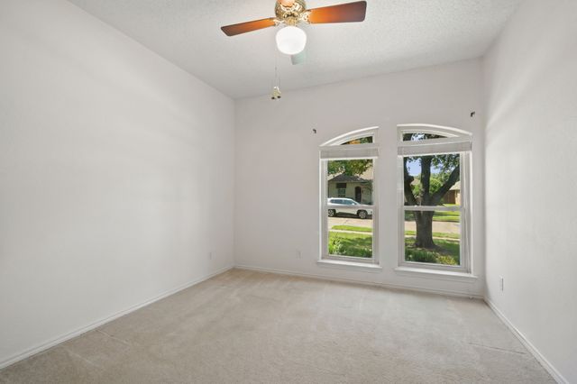 2311 Heatherwoods Way, Carrollton, TX 75007