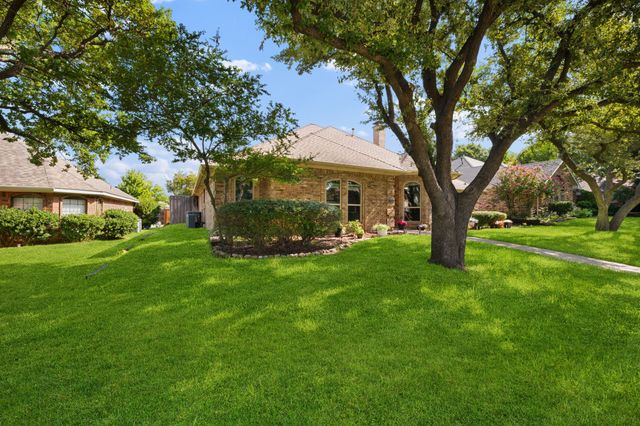 2311 Heatherwoods Way, Carrollton, TX 75007