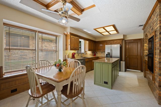 2311 Heatherwoods Way, Carrollton, TX 75007